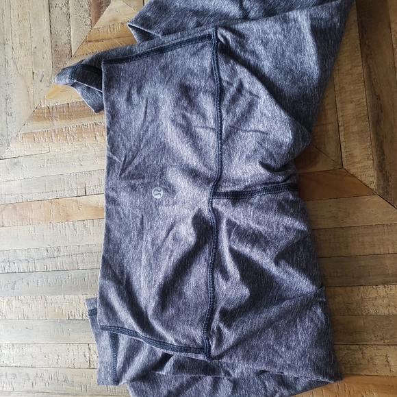 NWOT Lululemon leggings 28 inseam size 6 colour heathered lilac - Picture 4 of 5